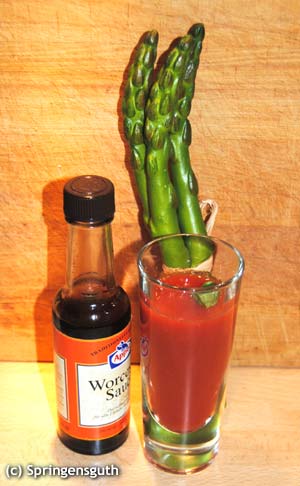 tomatensaft-mit-spargel