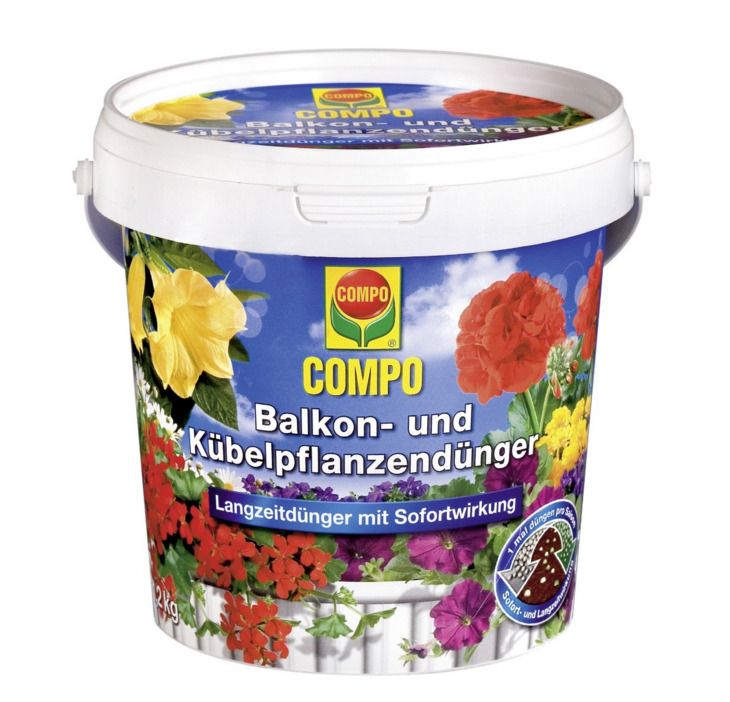 spezieller Dünger für die Balkon- und Kübelpflanzen